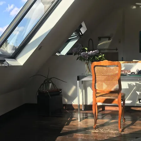 Loft Avec Vue Sur Tour Eiffel アパート